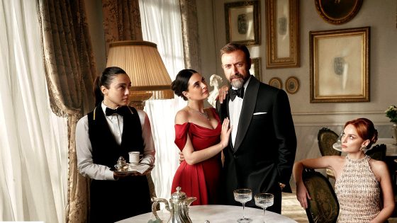 مسلسل اذا خسر الملك الحلقة 10 مترجمة